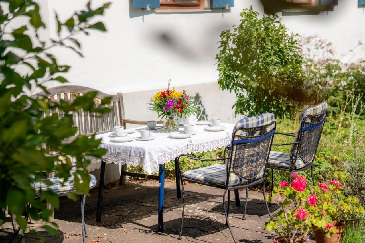 Landhauswohnung Mit Wildromantischem Garten 福森 外观 照片